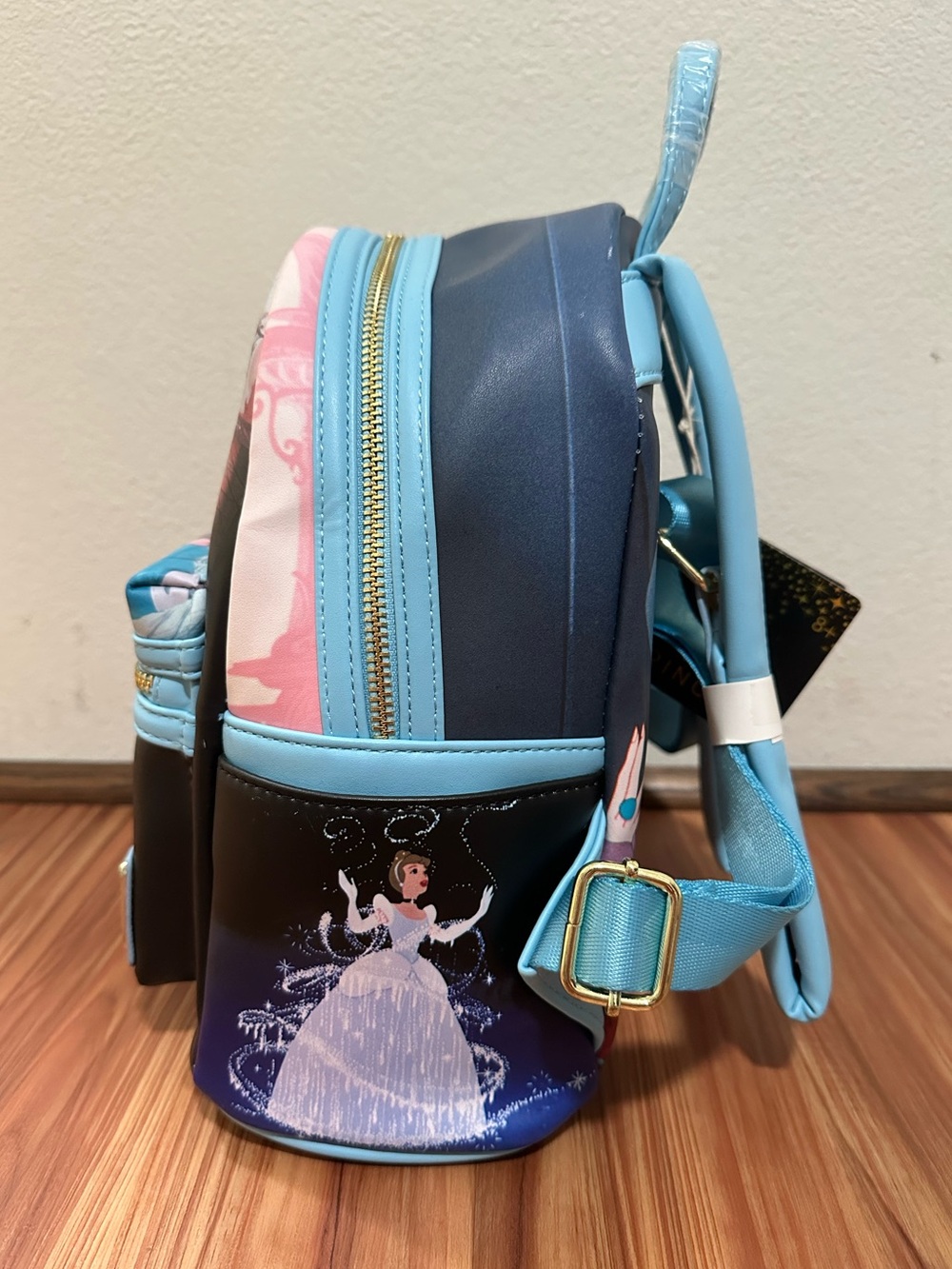 NWT Disney x Loungefly Cinderella Mini Backpack - Pastel Blue - Picture 3 of 6